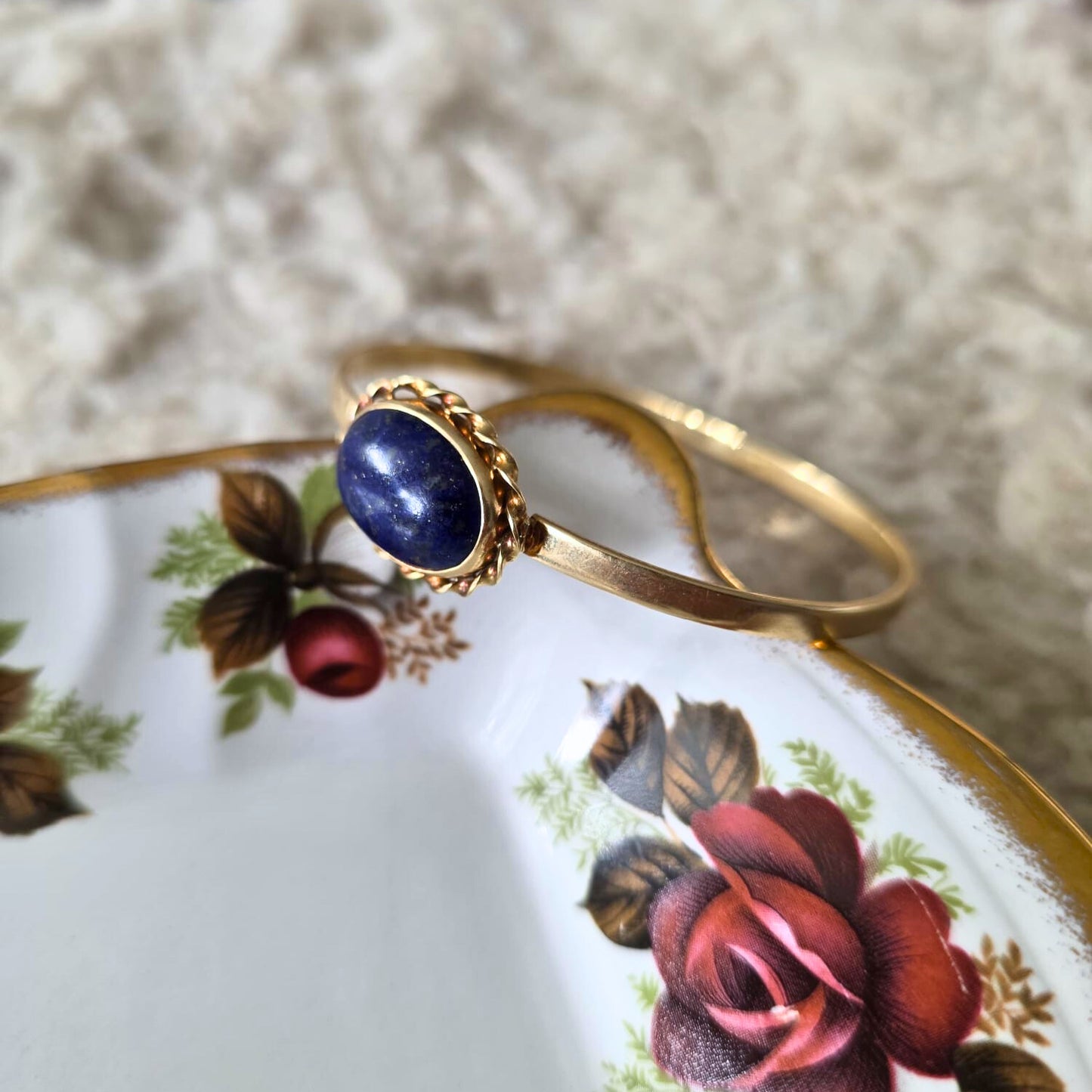 Vintage 14k gold lapis lazuli bracelet