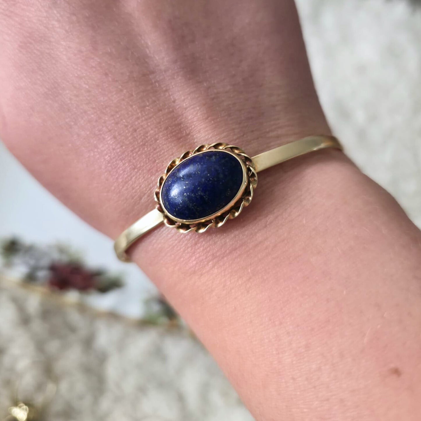 Vintage 14k gold lapis lazuli bracelet