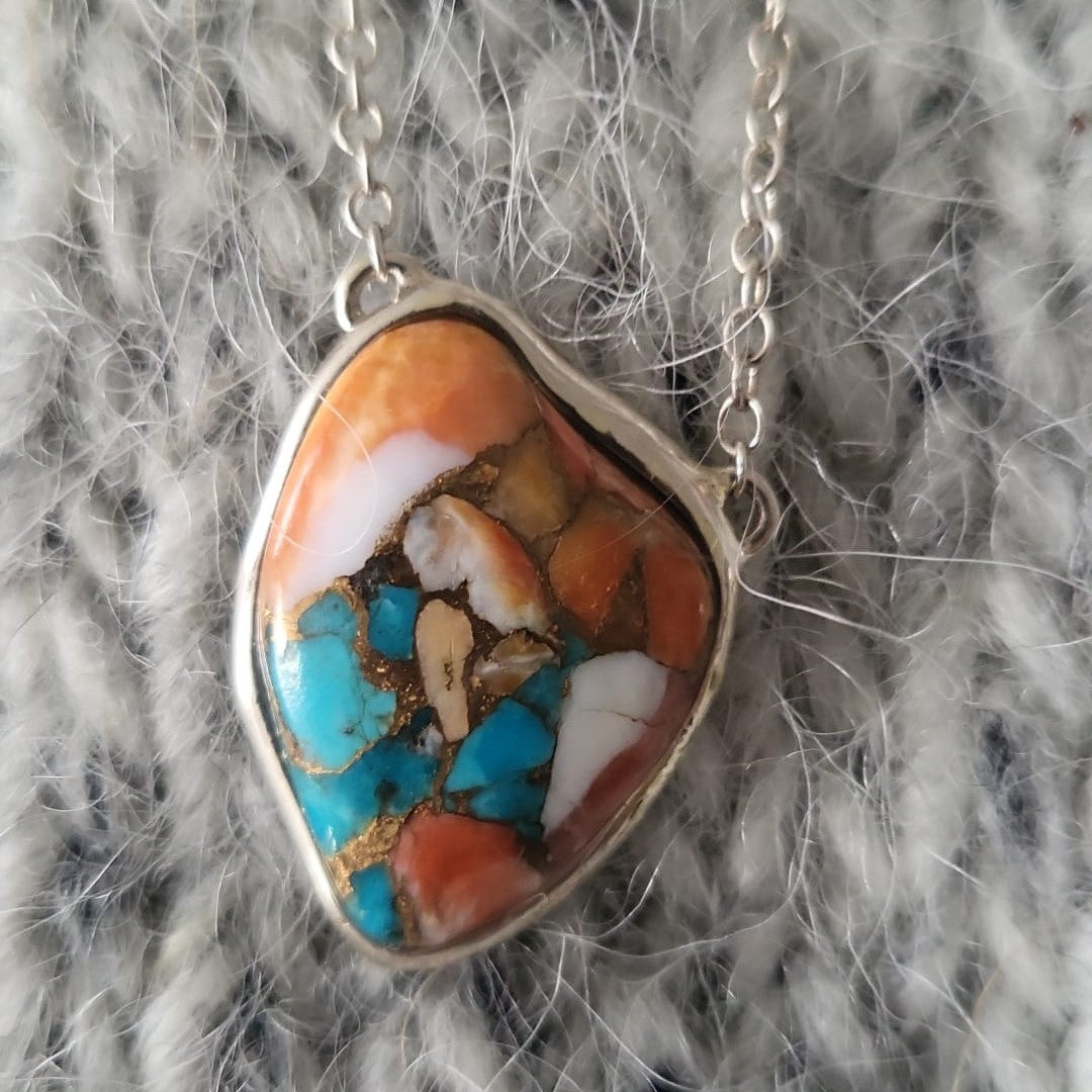 Bare Silver Necklace Calcite, Turquoise, Oyster Shell