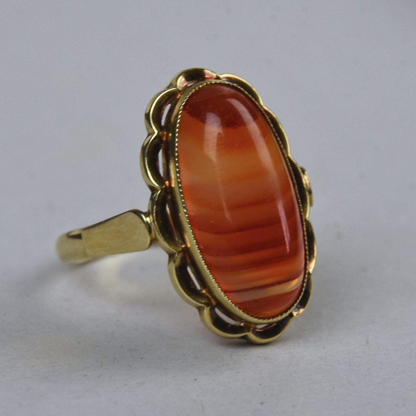 Vintage 14k gold ring with striped agate