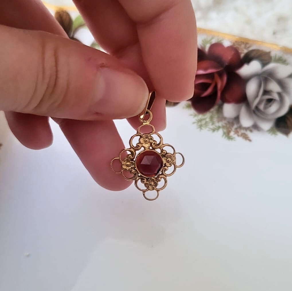 Vintage 14k rosé gouden hanger met granaat