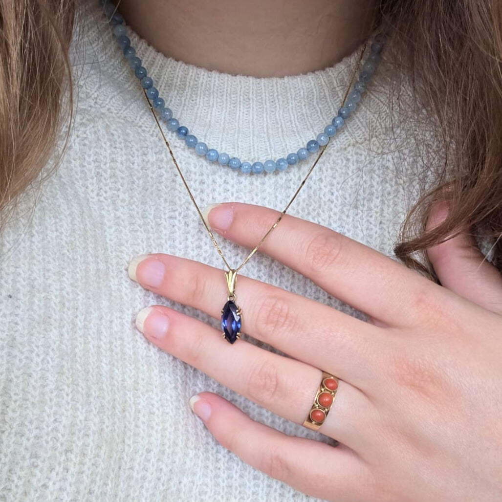 Vintage 14k gold pendant with sapphire