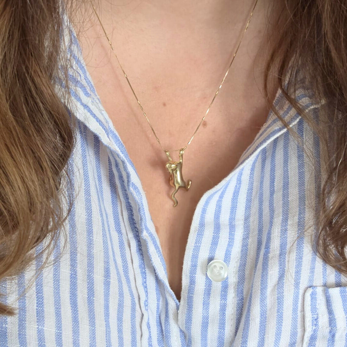 Vintage 14k gold cat pendant