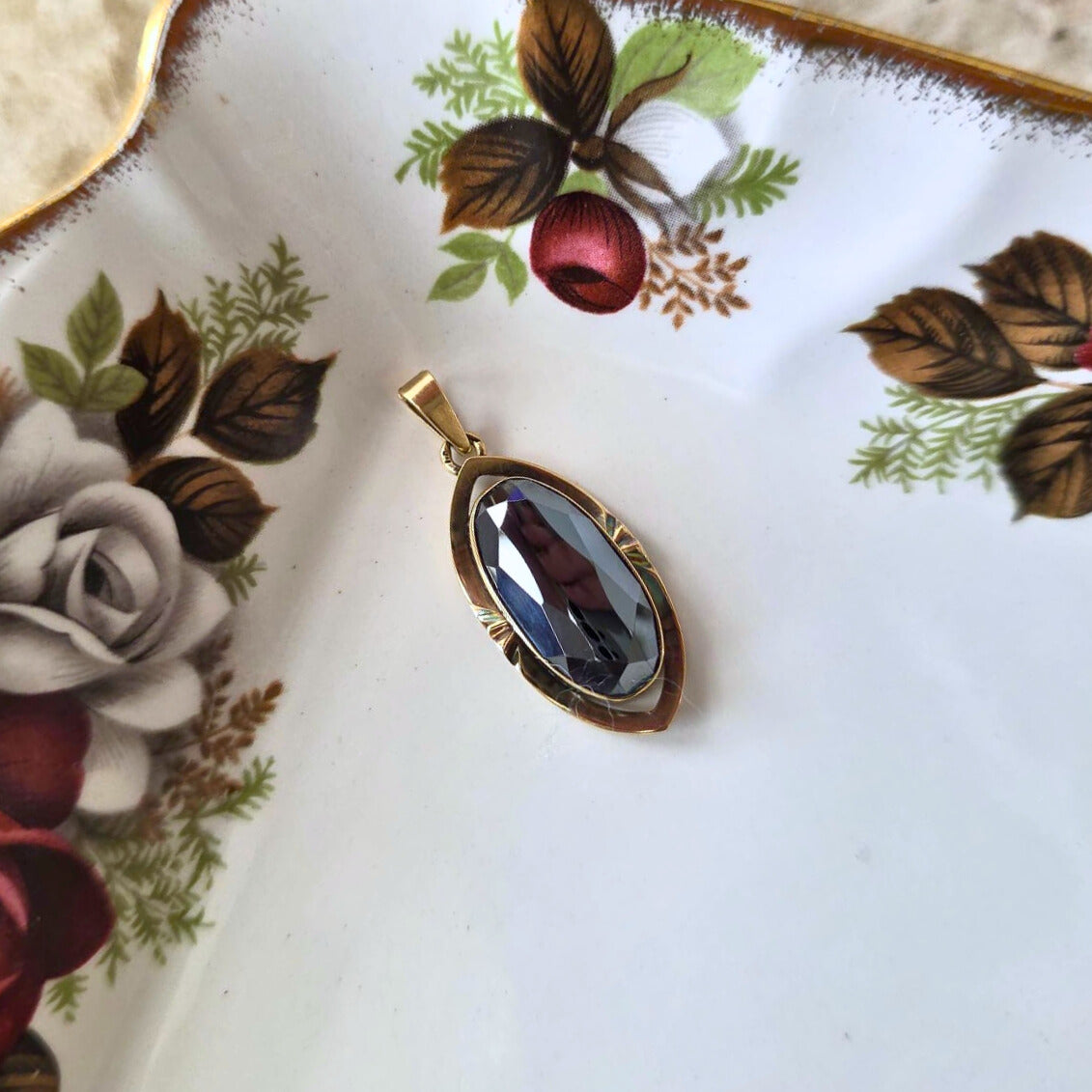 Vintage 14k gouden hanger met hematiet