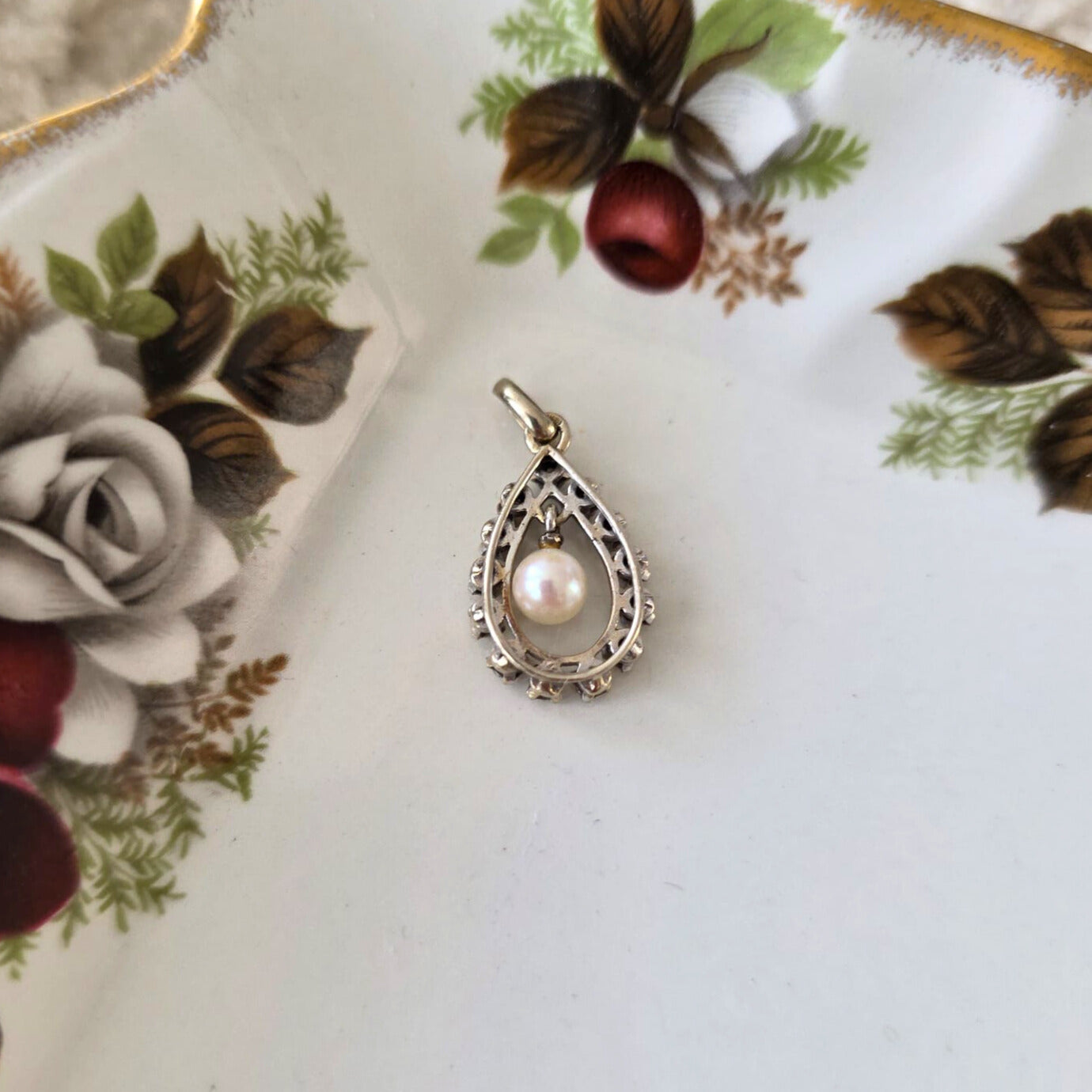 Vintage 14k wit gouden hanger met parel en diamant