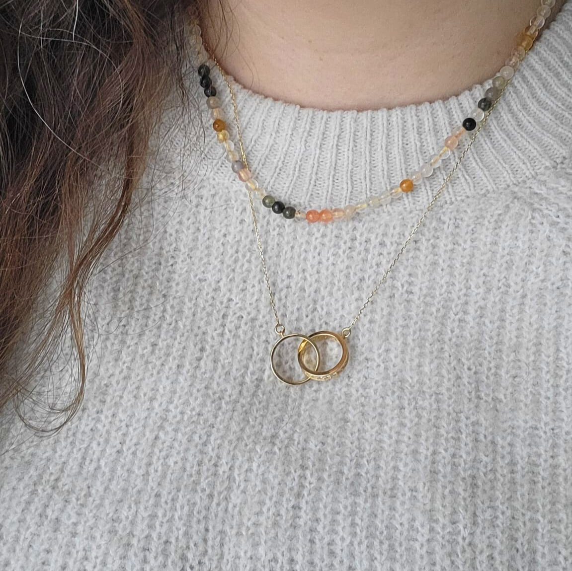 Pre-owned 14k gold chain connected