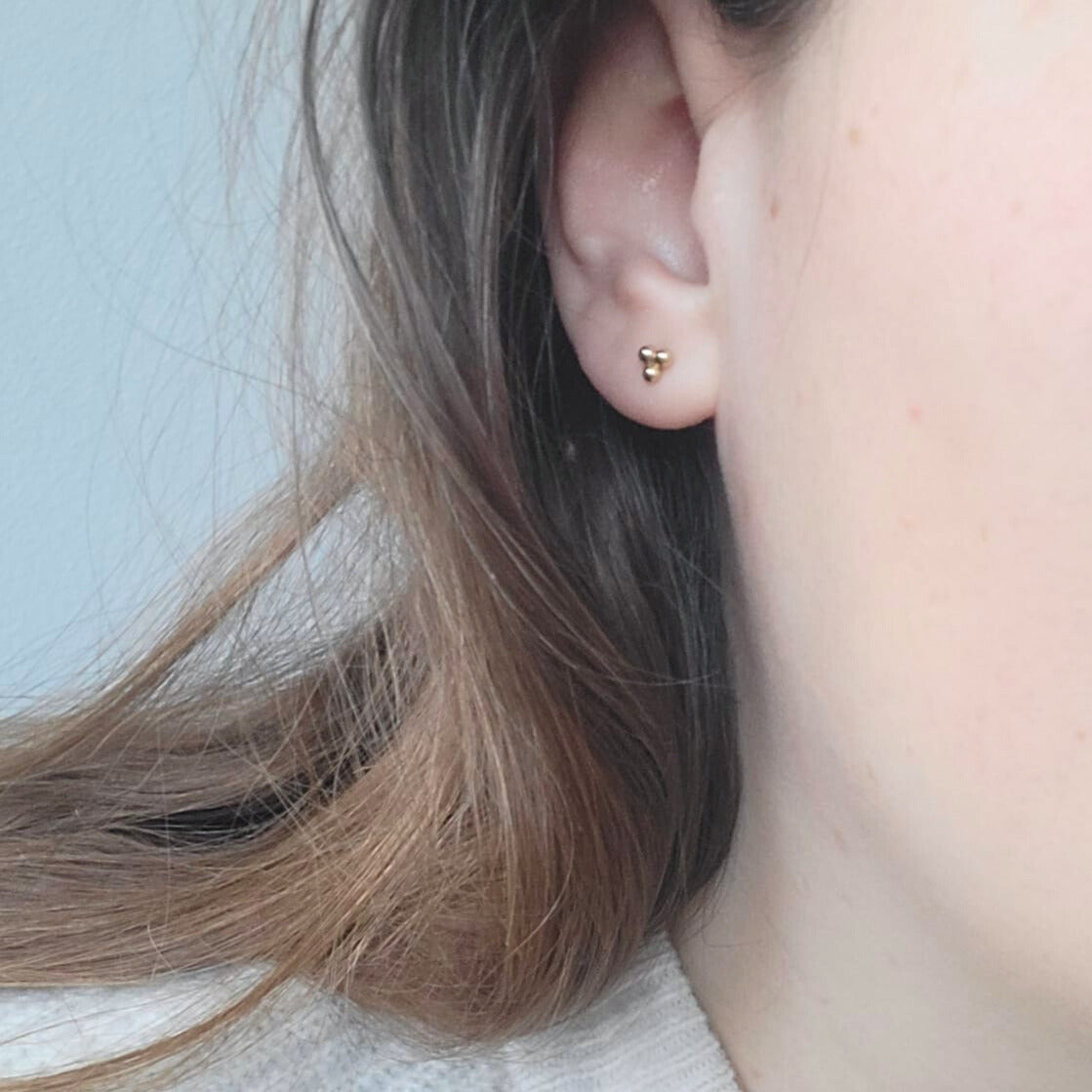 Vintage 14k gold stud earrings