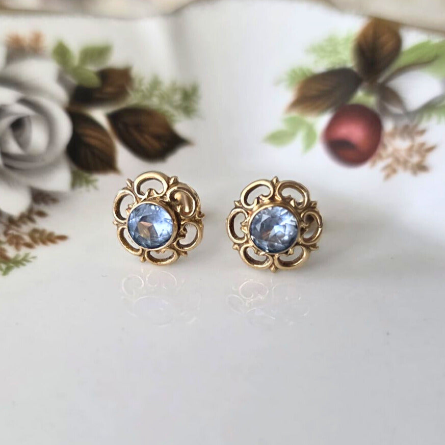 Vintage 14k gold topaz stud earrings