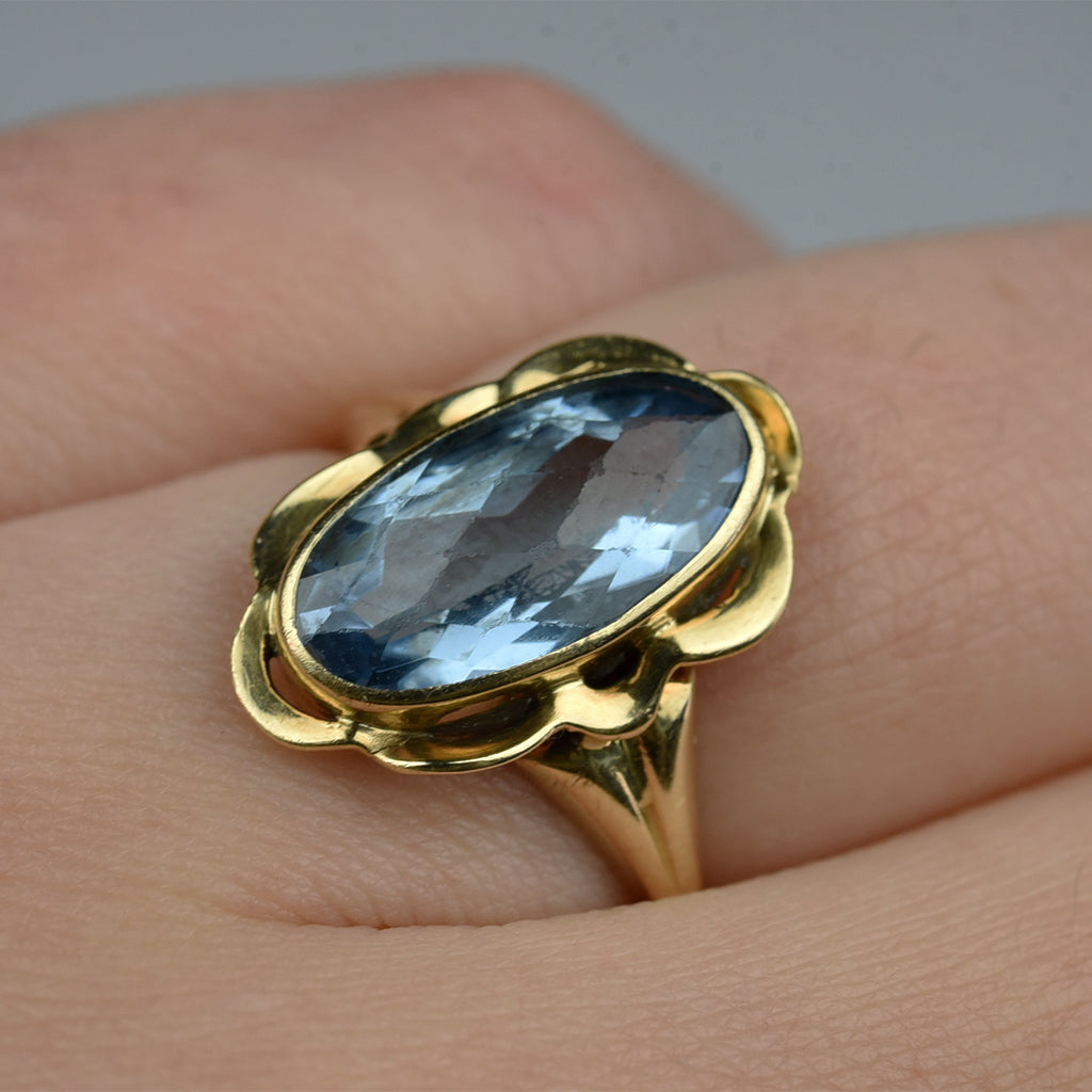 Vintage 14k gold ring with topaz