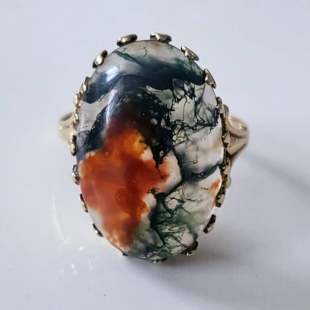 Vintage 10k gold ring with moss agate