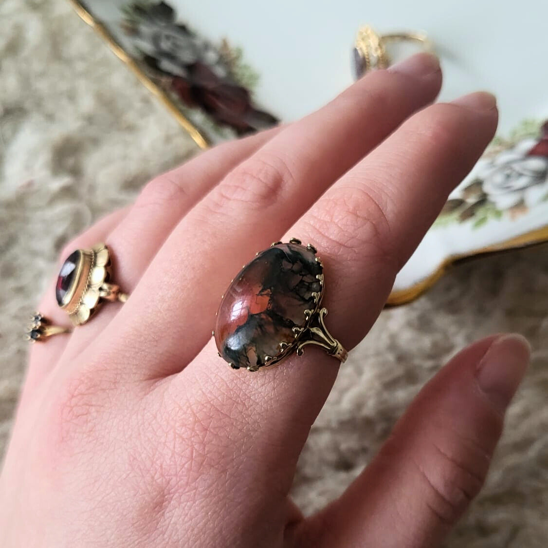 Vintage 10k gold ring with moss agate