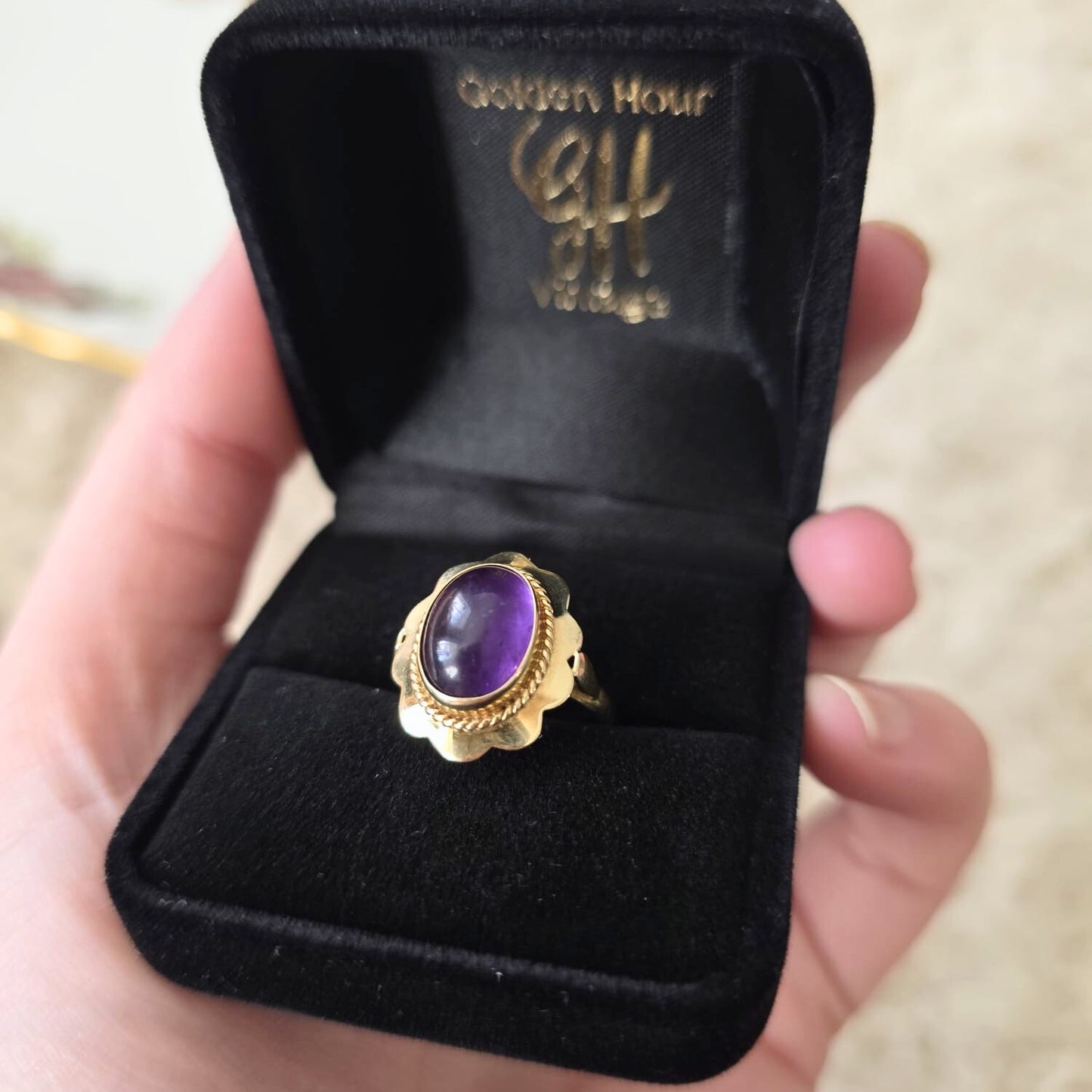 Vintage 14k gold ring with amethyst flower