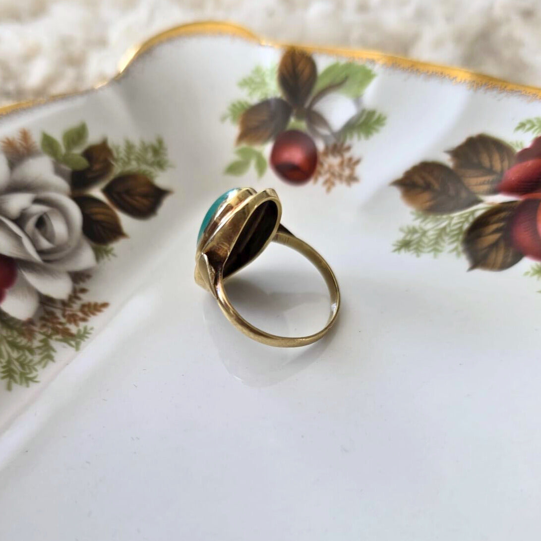 Vintage 14k gold ring with malachite