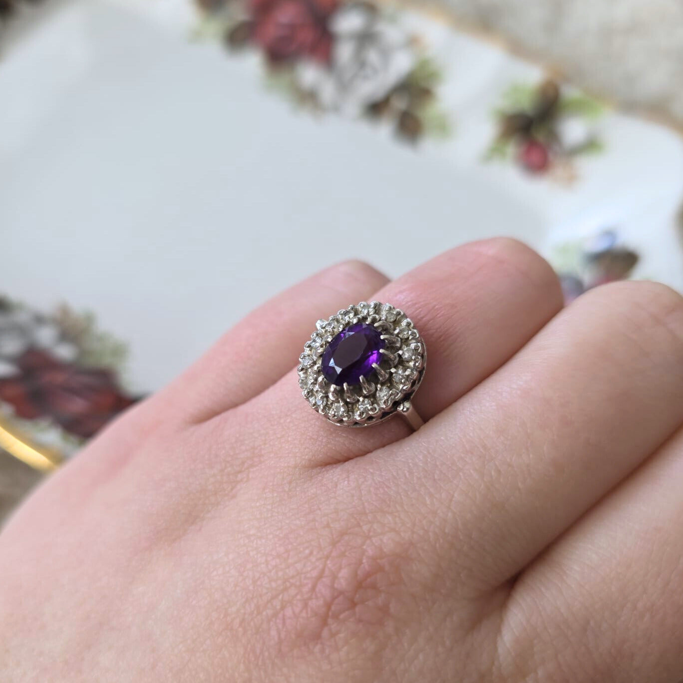 Vintage 14k white gold ring with amethyst and diamond