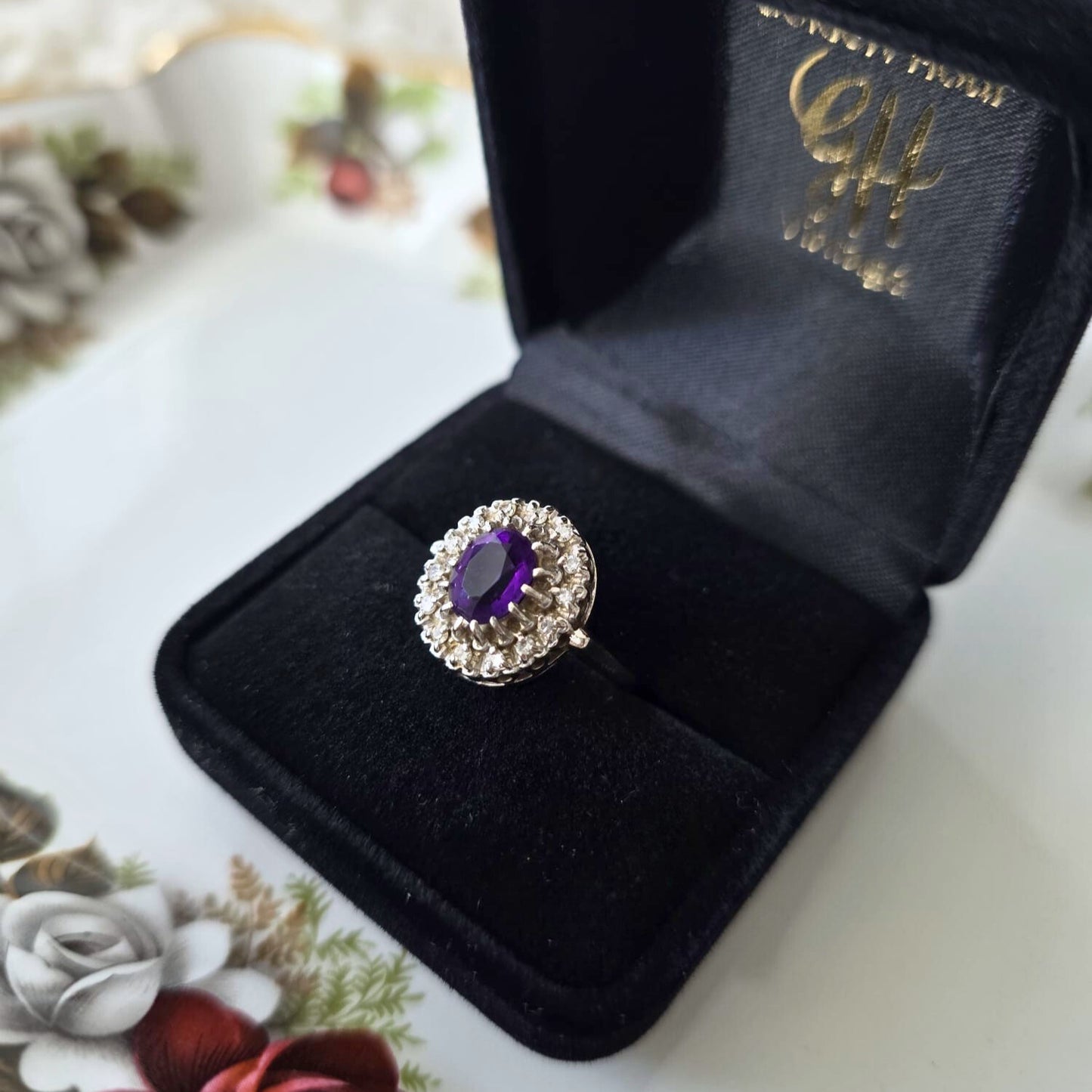 Vintage 14k white gold ring with amethyst and diamond