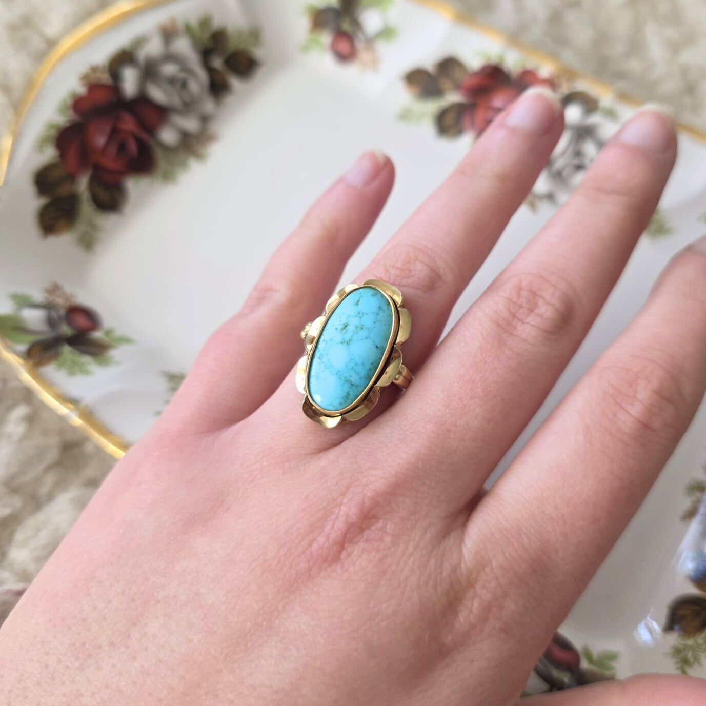 Vintage 14k gold statement ring with turquoise