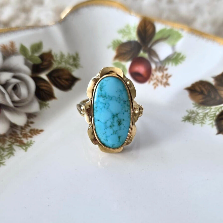 Vintage 14k gold statement ring with turquoise