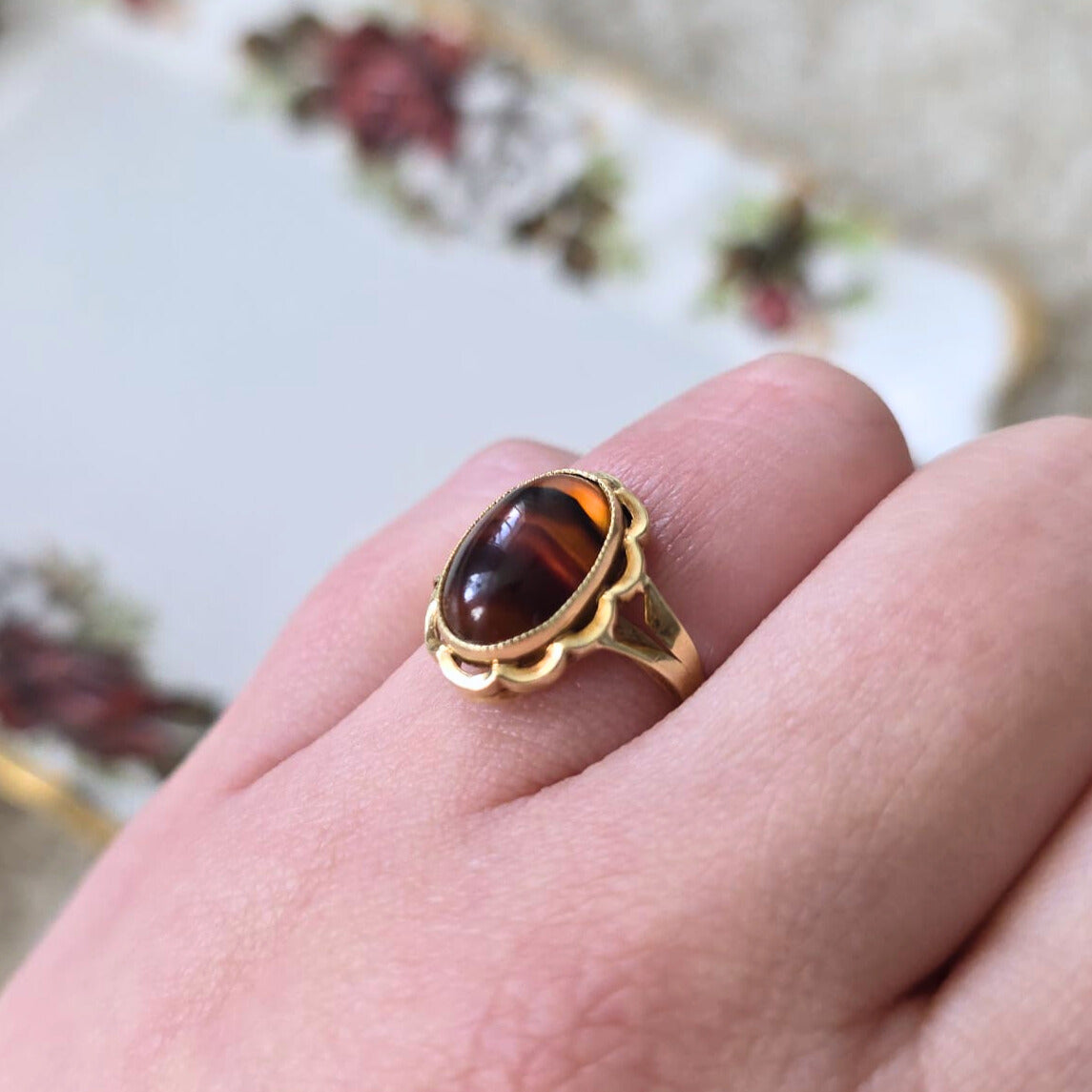 Vintage 14k gouden ring met streepagaat bloem