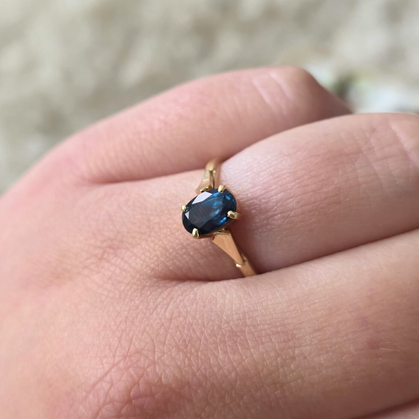 Vintage 14k gouden ring met petrol saffier