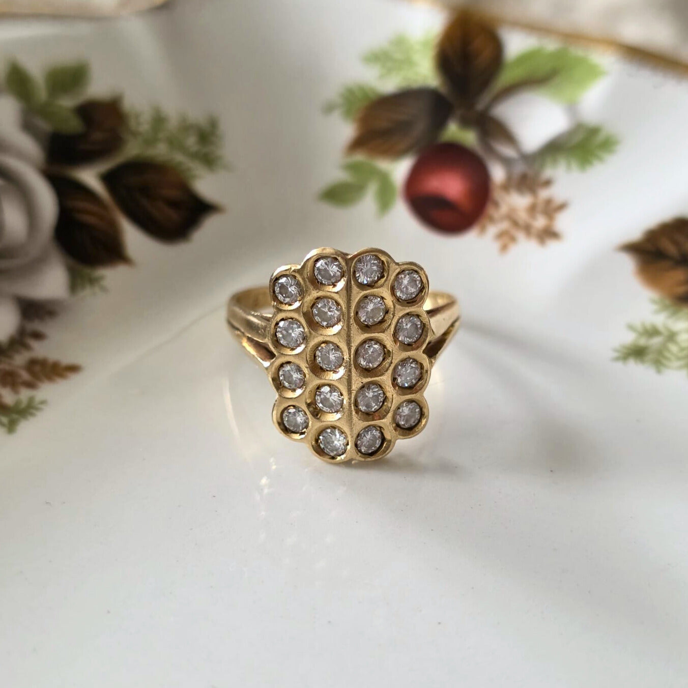 Vintage 14k gouden ring met 18 diamanten