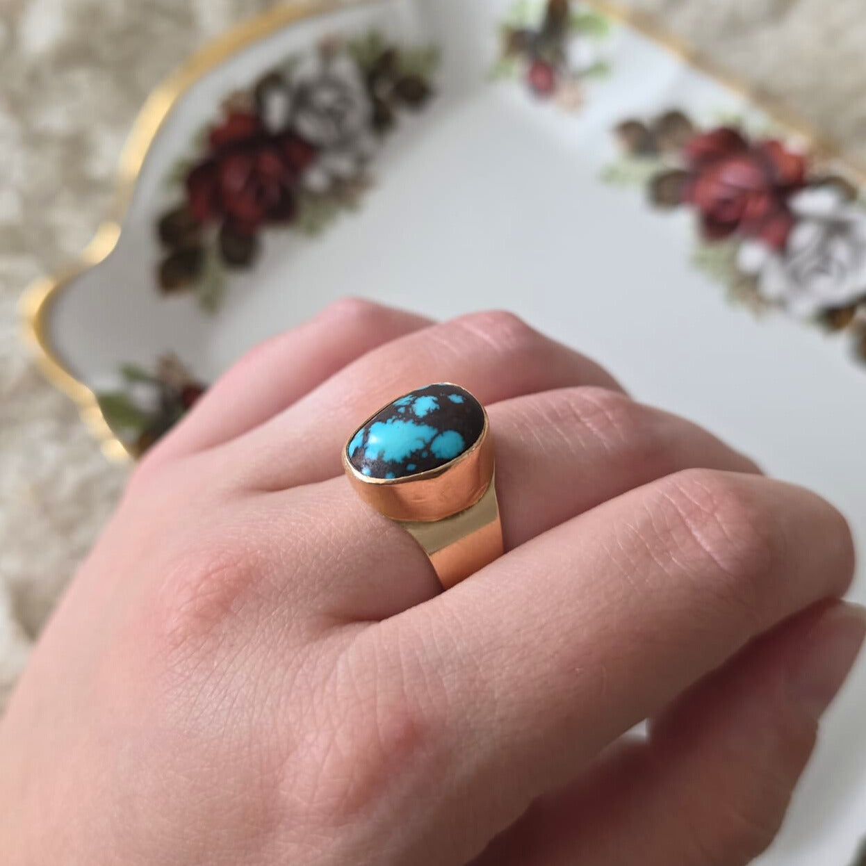 Vintage 14k rose gold ring with turquoise
