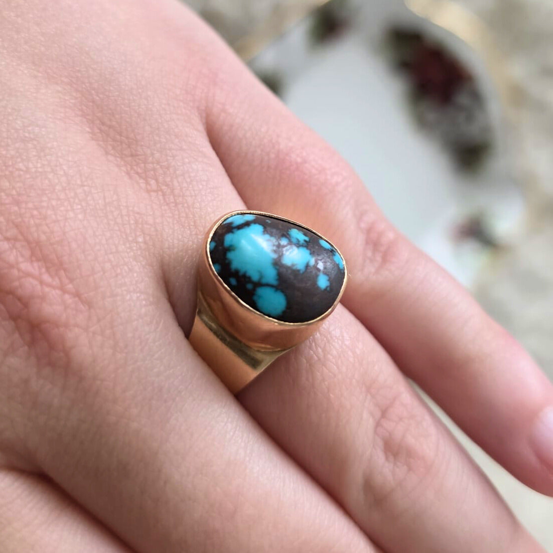 Vintage 14k rose gold ring with turquoise