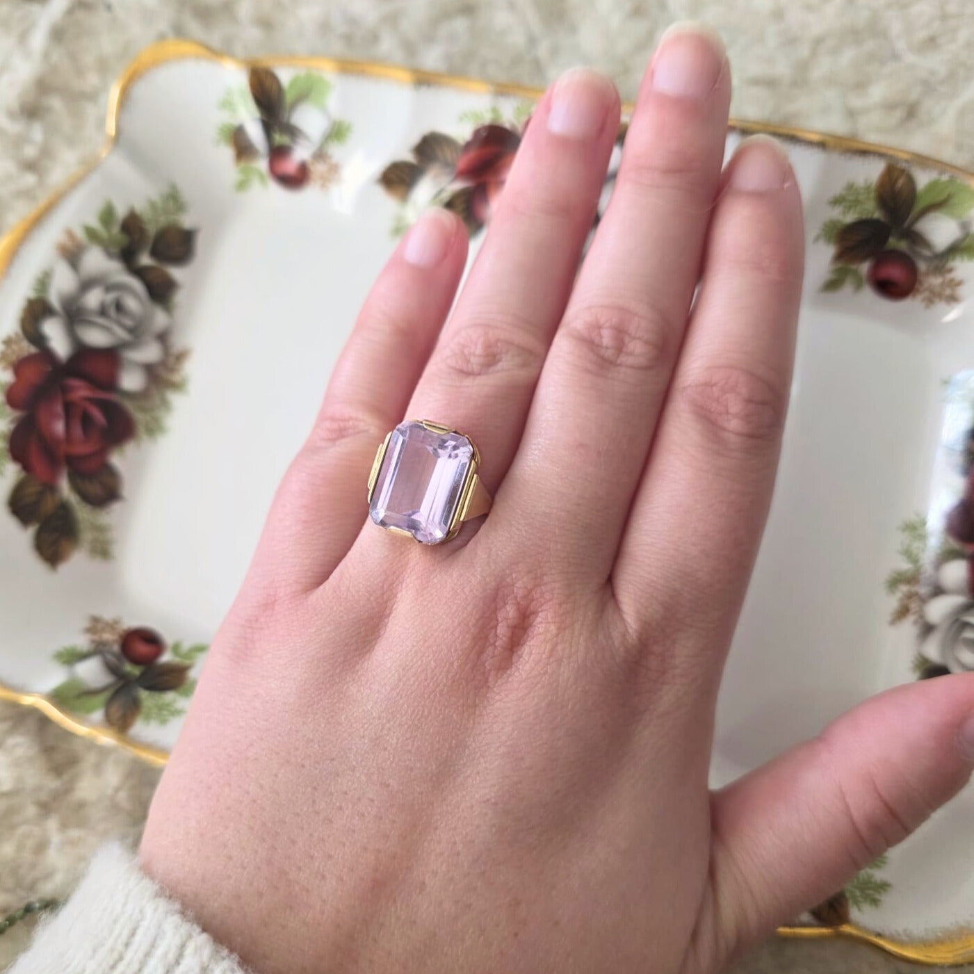Vintage 14k gold ring with kunzite