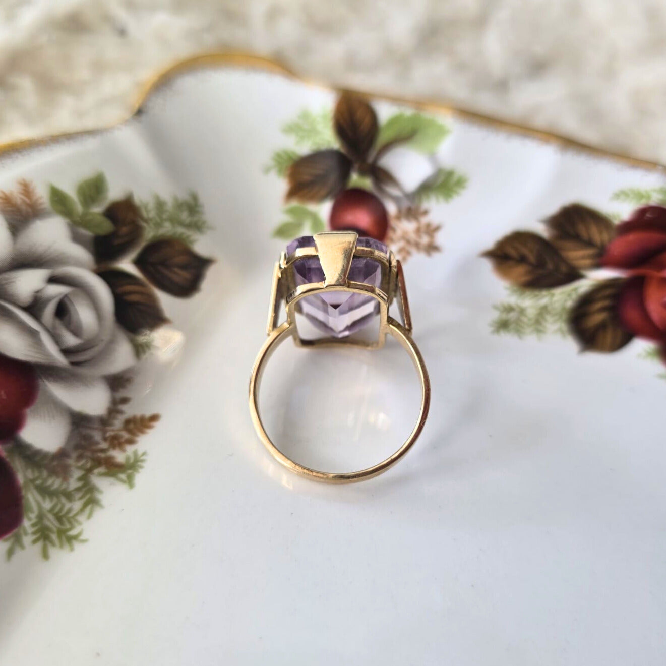 Vintage 14k gold ring with kunzite