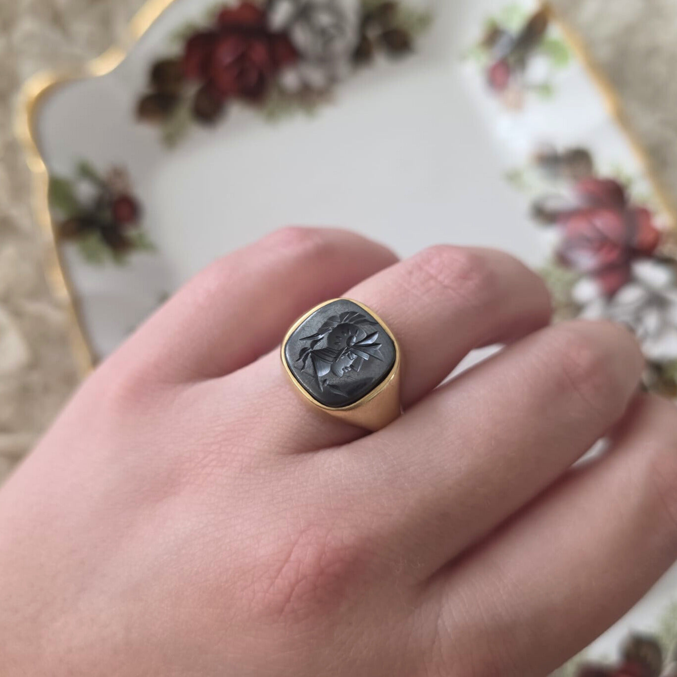Vintage 14k gold signet ring with hematite intaglio