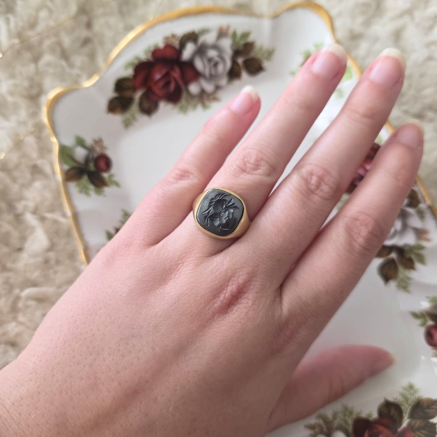 Vintage 14k gold signet ring with hematite intaglio
