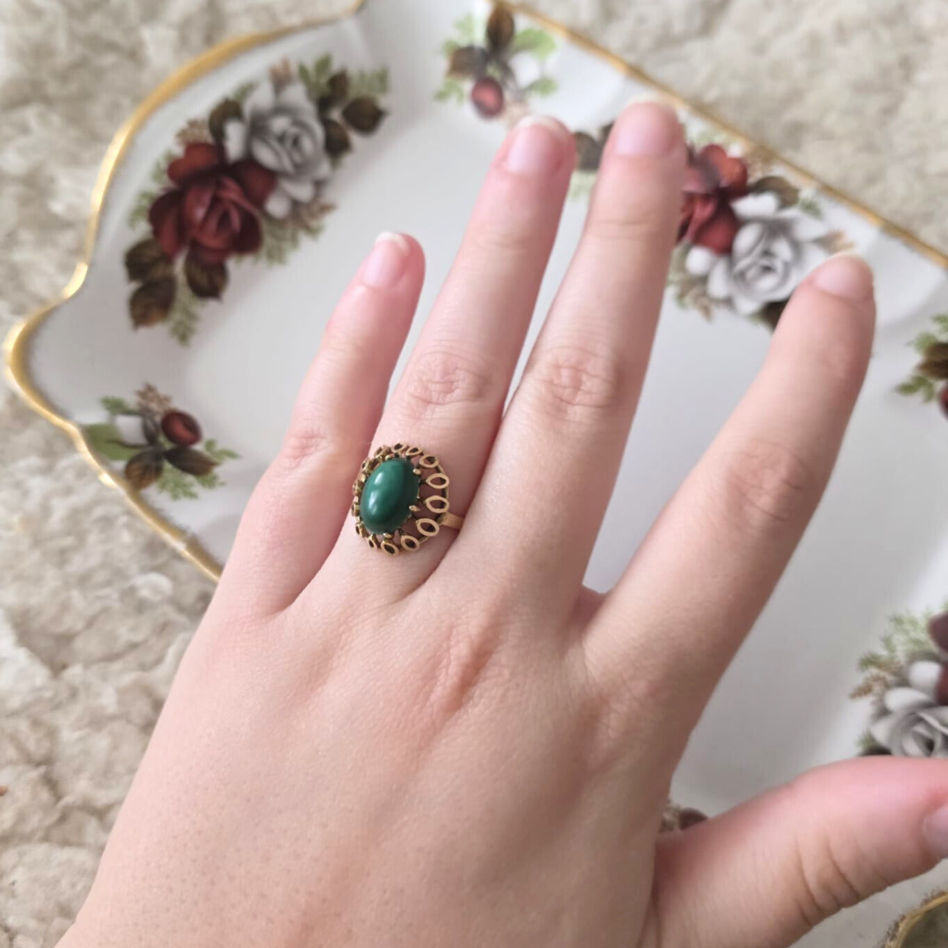 Vintage 14k gold ring with malachite