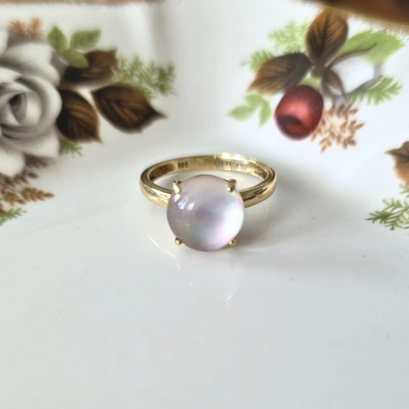 Pre-owned 14k gold ring with moonstone