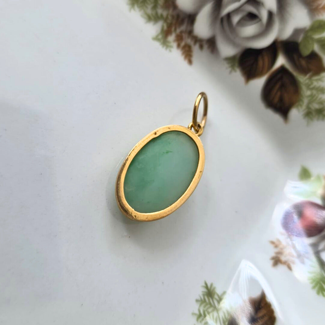 Vintage 18k gouden hanger jade