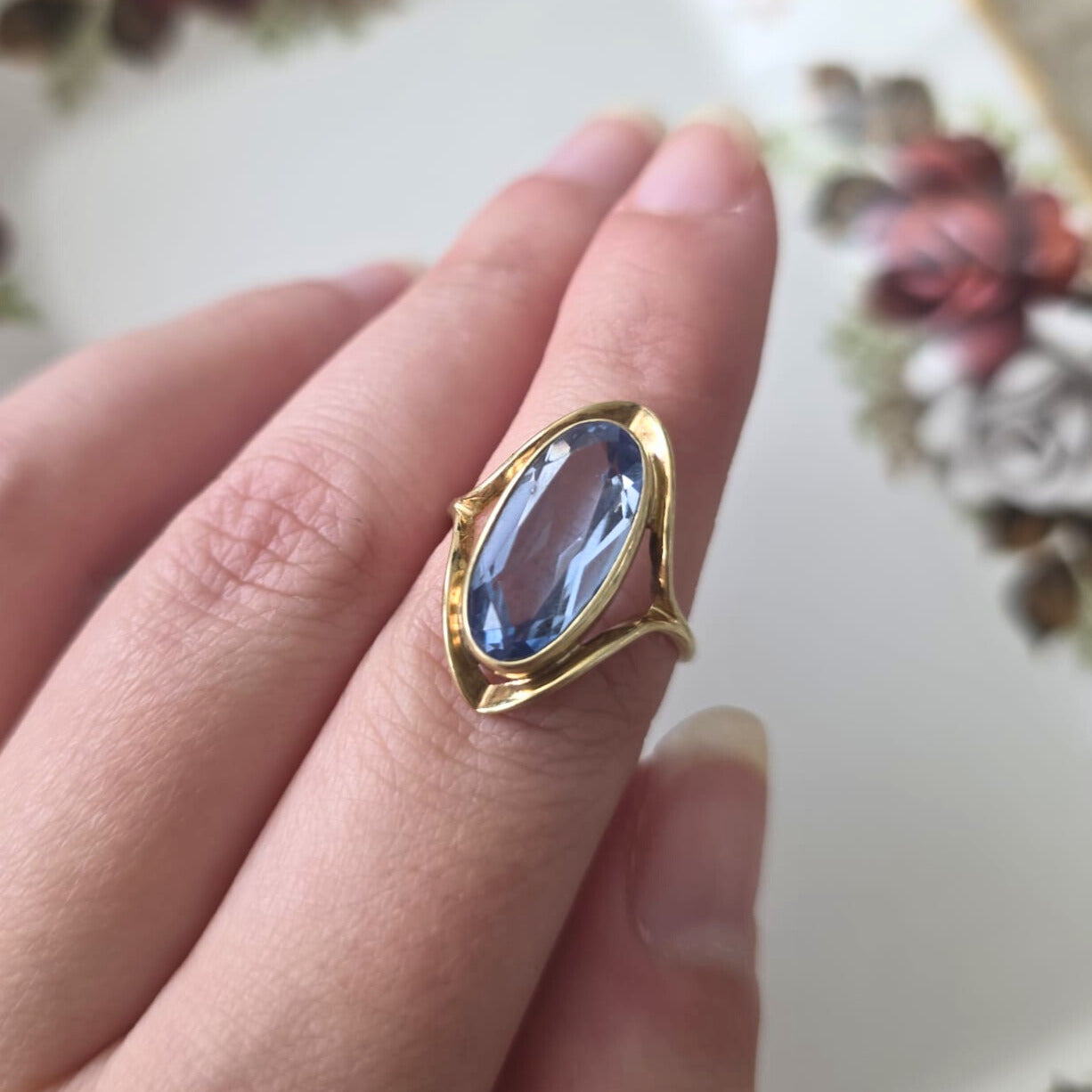Vintage 14k gold ring with topaz