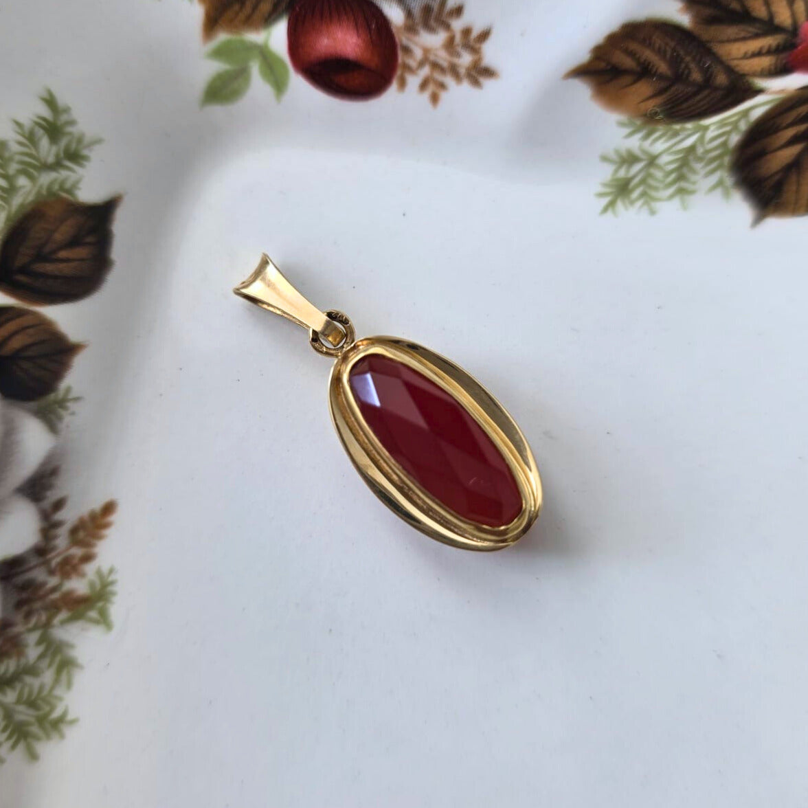 Vintage 14k gouden hanger met carneool