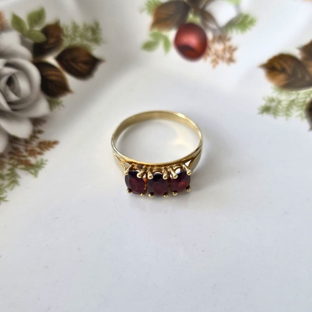 Vintage 8k gouden ring met granaat