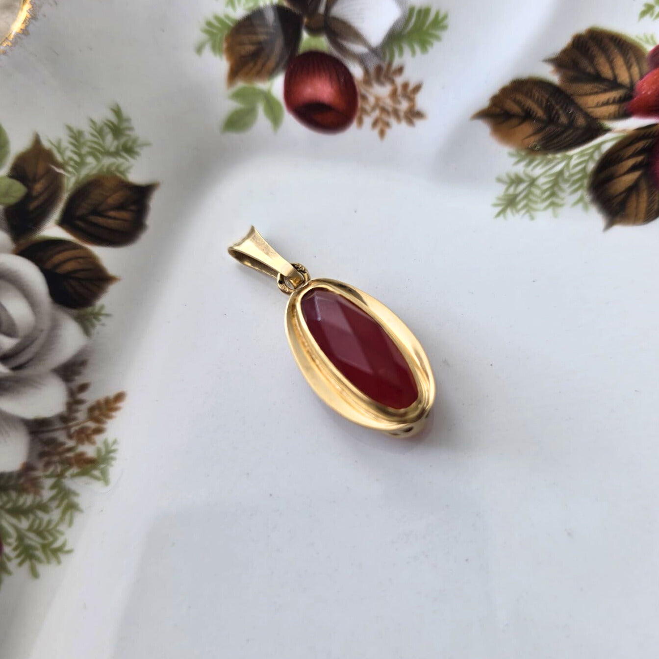 Vintage 14k gouden hanger met carneool