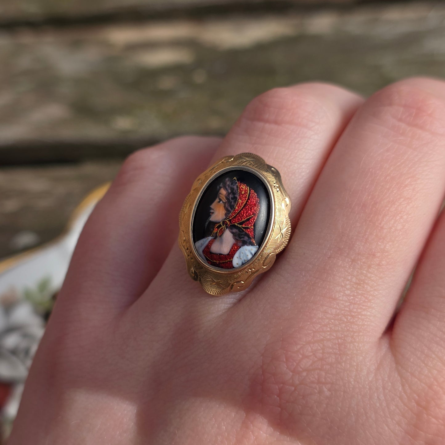 Vintage 14k gouden ring emaille portret