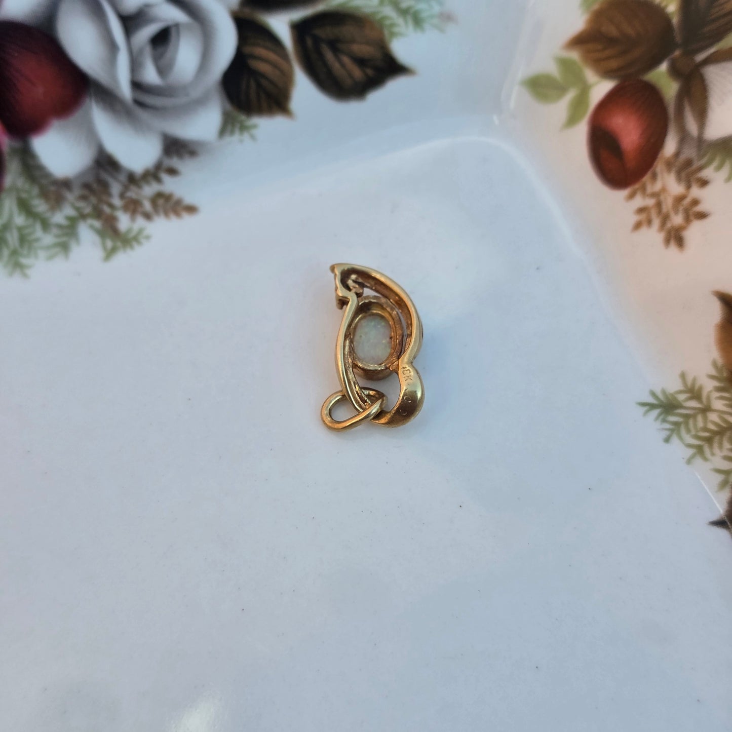 Vintage 18k gouden hanger opaal en diamant