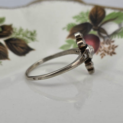 Antique 14k white gold ring with rose-cut diamonds