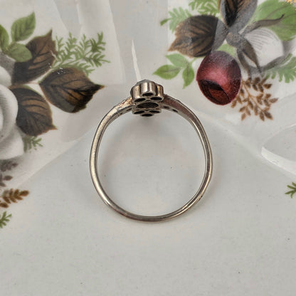Antique 14k white gold ring with rose-cut diamonds