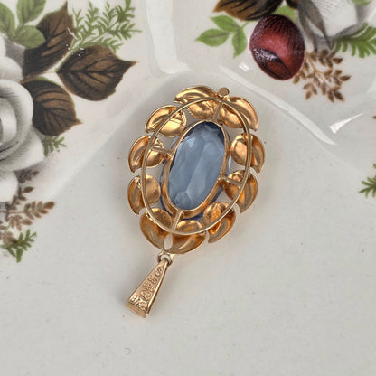 Vintage 18k gold pendant with topaz