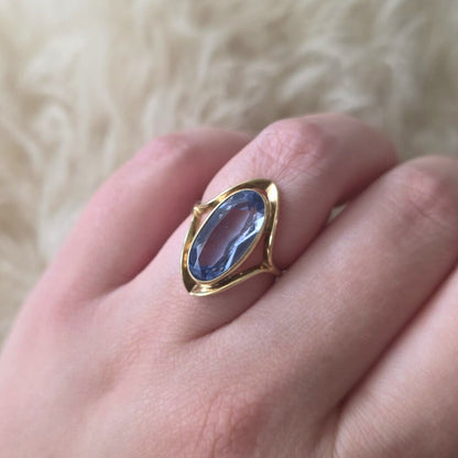 Vintage 14k gold ring with topaz