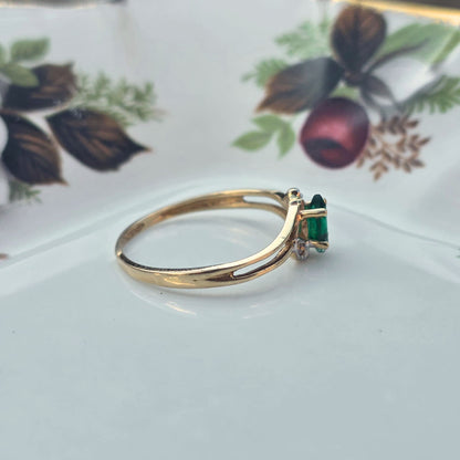 Vintage 10k ring met smaragd