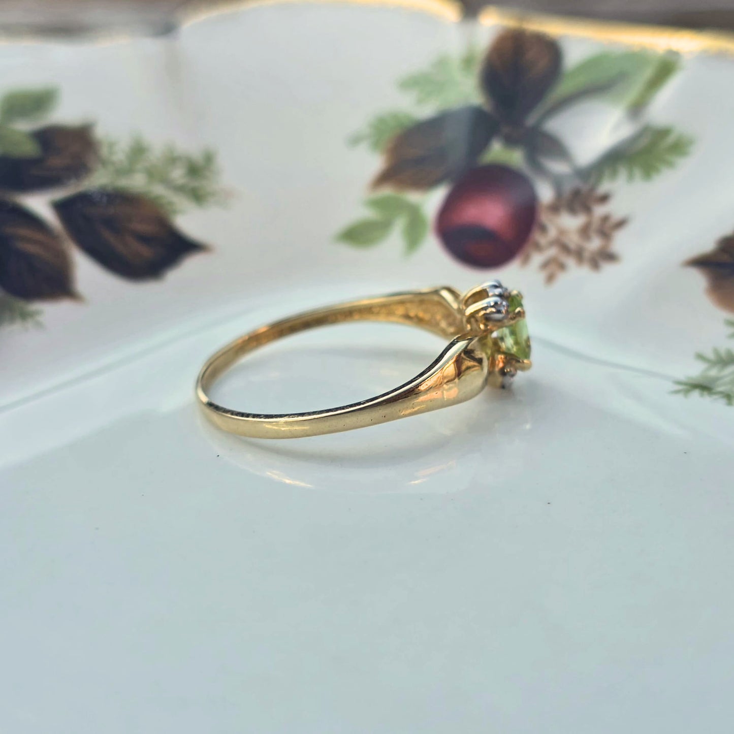 Vintage 10k ring met peridot