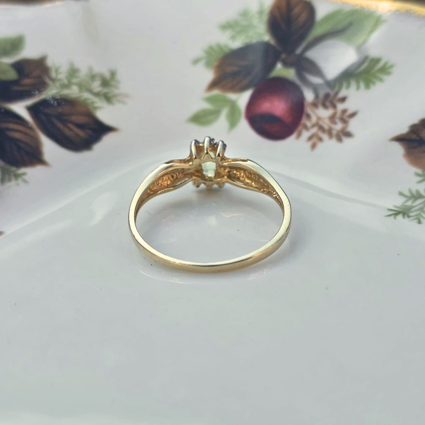 Vintage 10k ring met peridot