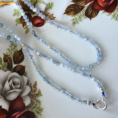 Zilver en aquamarijn edelsteen ketting