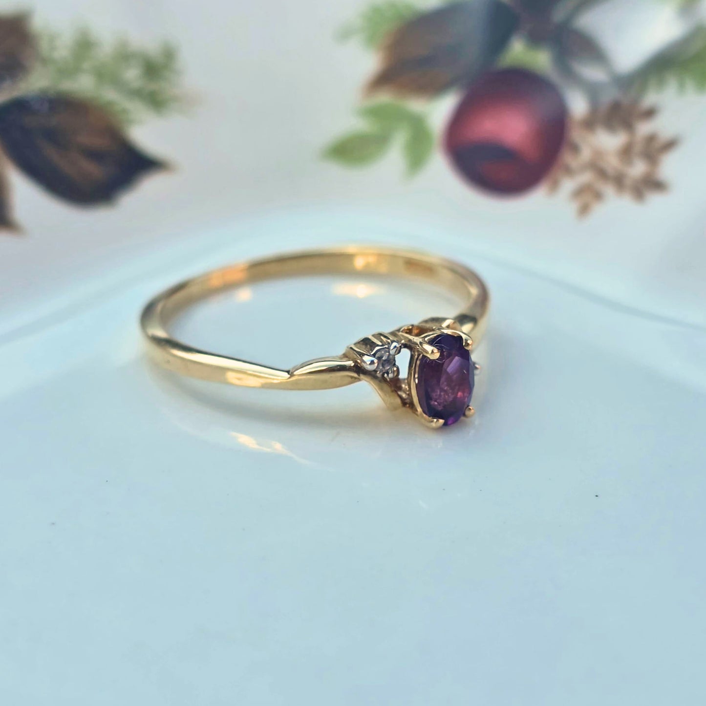 Vintage 10k ring met diamant en amethist