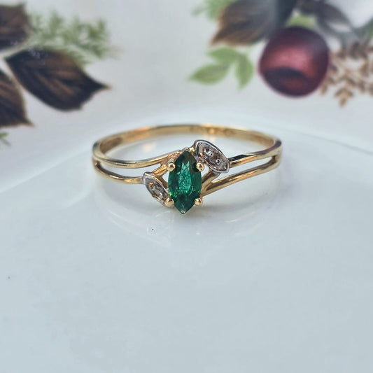 Vintage 10k ring met smaragd