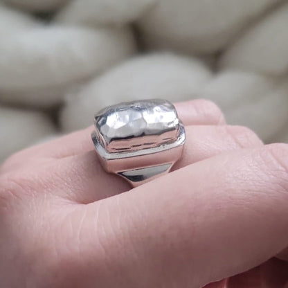 Barse Zilver Gehamerde Ring